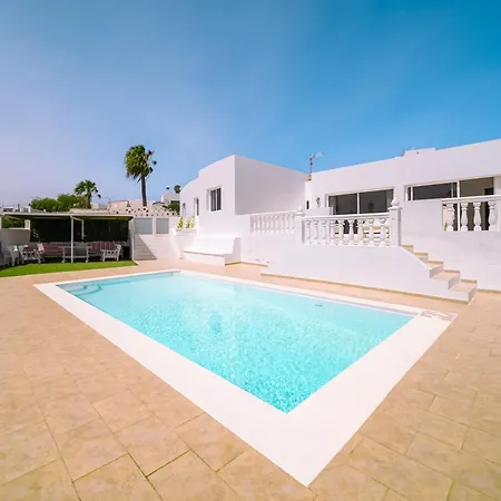 Casa Cuestas Holiday home Tias