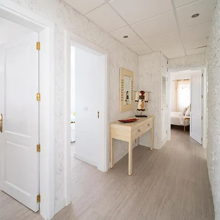 Casa Cuestas 度假居 蒂亚斯